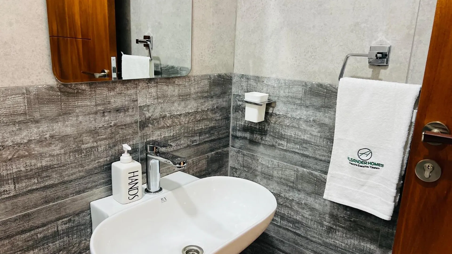 וילה קמפאלה Alsander Homes Cherry